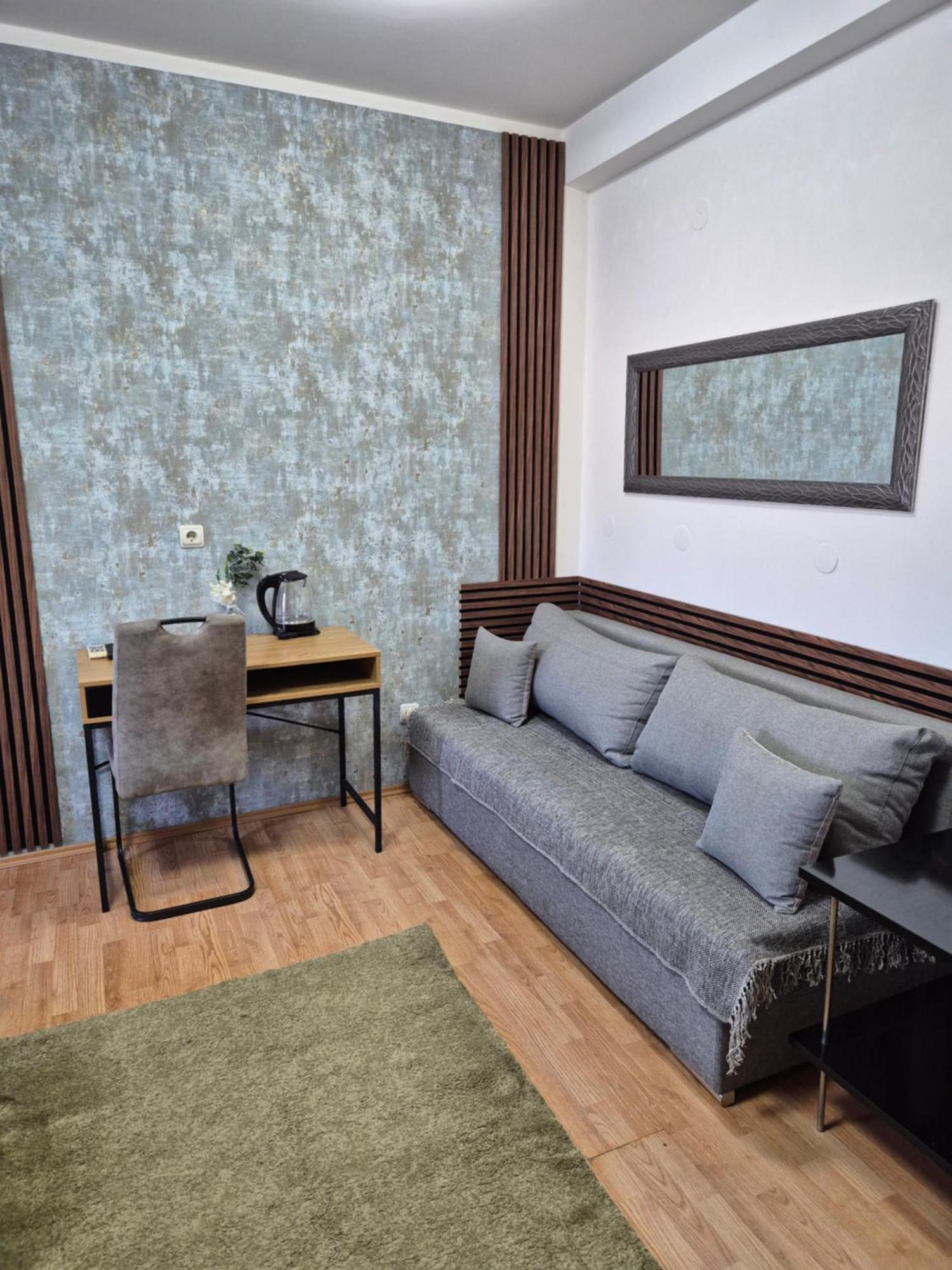 Rooms Villa Luigi Pančevo 外观 照片